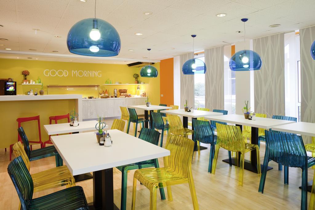 Ibis Styles Duesseldorf-Neuss Hotel Exterior photo